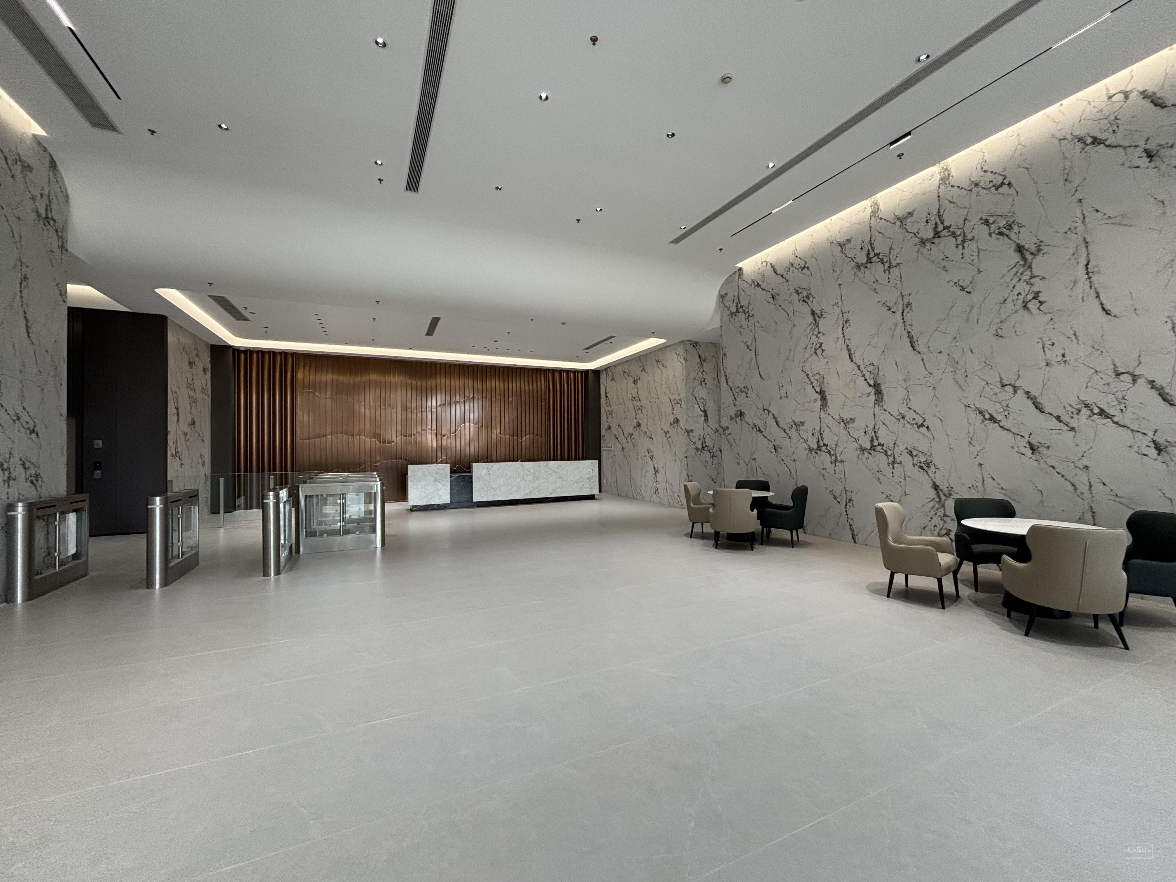 Phoenix Appleland Tower